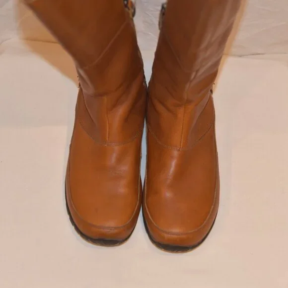 Brown Leather Women's Boots - Picture 9 of 15